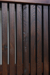 幅918ミリ　桐模様金具で雅な面持ち溢れる平格子蔵戸　G2554