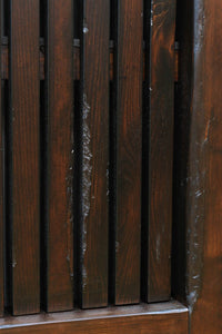 幅1148ミリ　帯鉄格子と巾着金具で貫録のある縦格子富山蔵戸　G2555