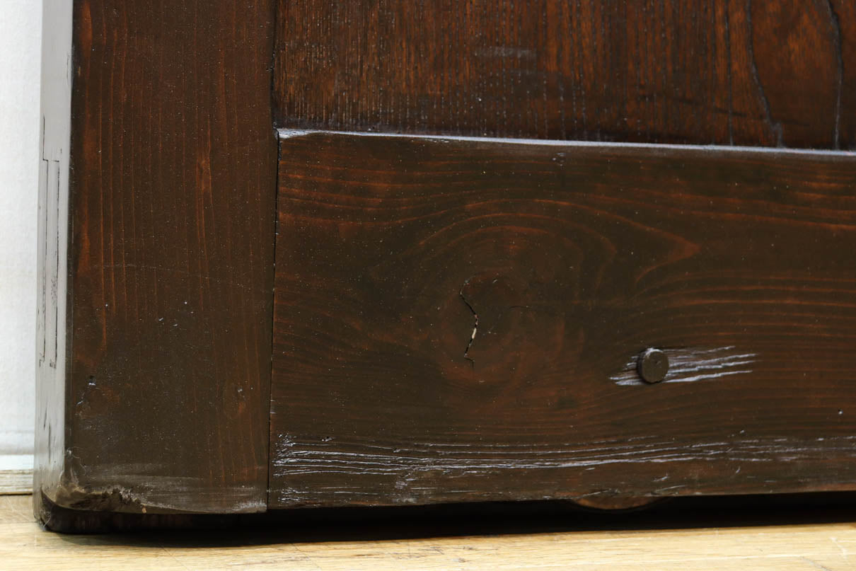 幅1148ミリ　帯鉄格子と巾着金具で貫録のある縦格子富山蔵戸　G2555