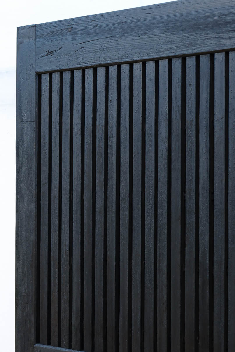 幅1253ミリ　升格子作りの腰板で時代の趣き溢れる蔵戸　G2556