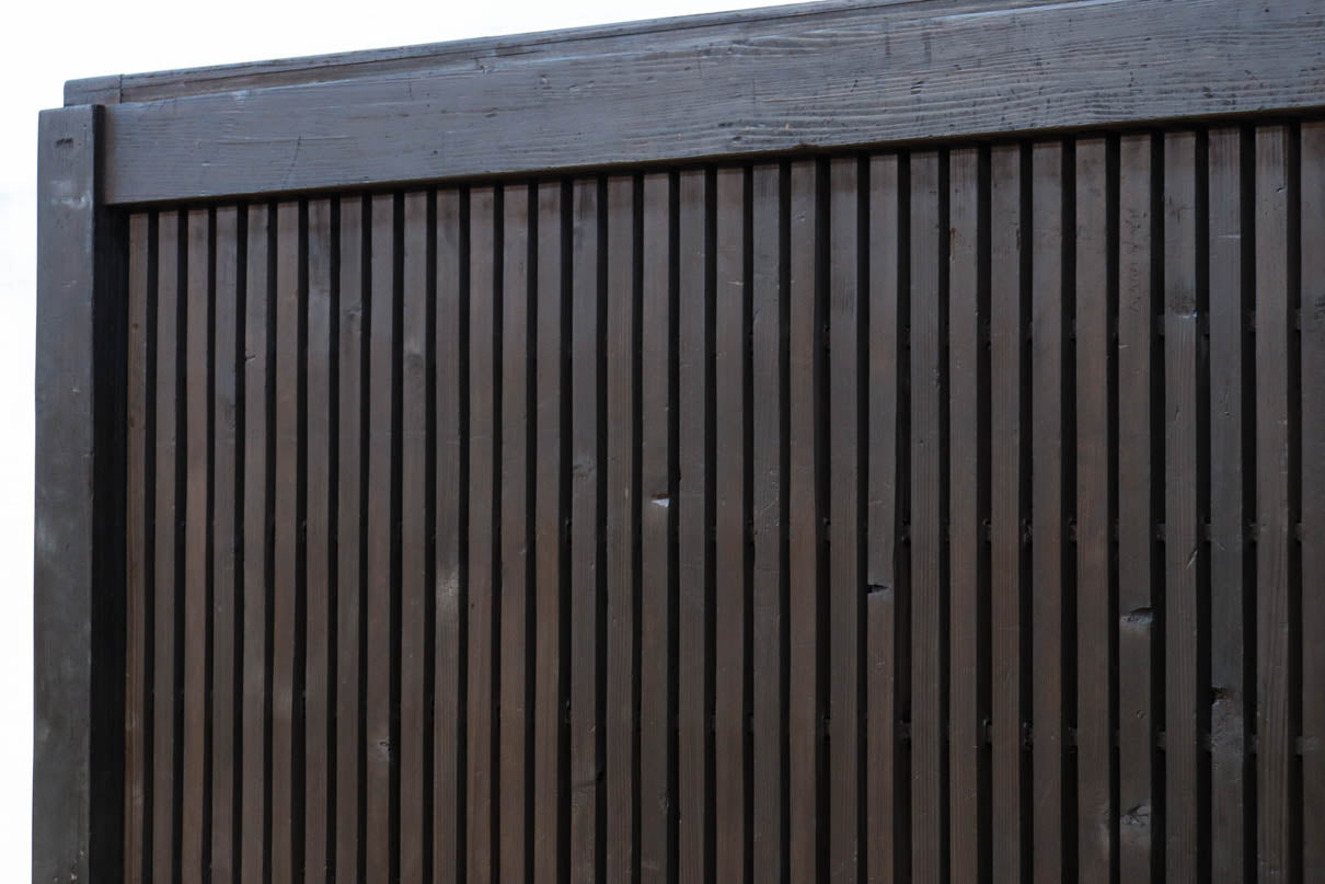 幅1253ミリ　升格子作りの腰板で時代の趣き溢れる蔵戸　G2556