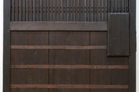 幅1253ミリ　升格子作りの腰板で時代の趣き溢れる蔵戸　G2556