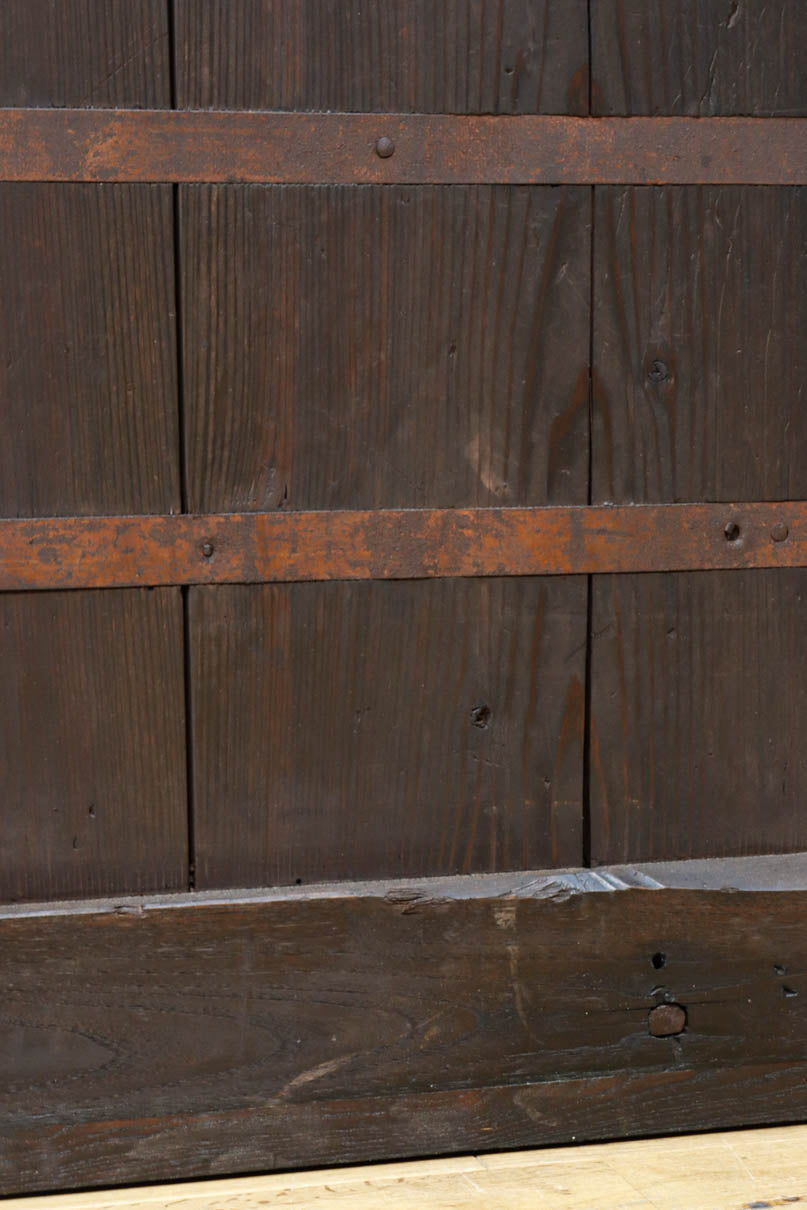 幅1253ミリ　升格子作りの腰板で時代の趣き溢れる蔵戸　G2556