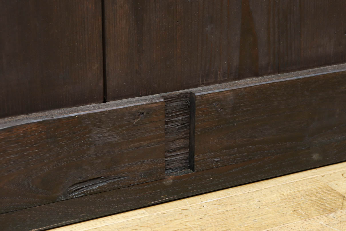 幅1253ミリ　升格子作りの腰板で時代の趣き溢れる蔵戸　G2556