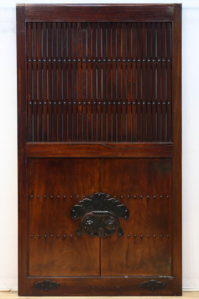 幅1040ミリ　巾着金具の凛とした風格ある富山蔵戸　G2557