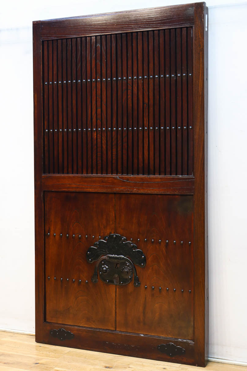 幅1040ミリ　巾着金具の凛とした風格ある富山蔵戸　G2557