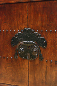 幅1040ミリ　巾着金具の凛とした風格ある富山蔵戸　G2557