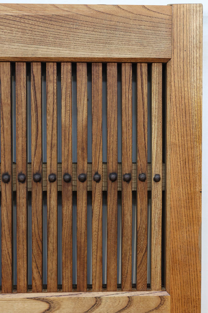 幅1118ミリ　裏表で雰囲気の変わる重厚な総欅蔵戸　G2558