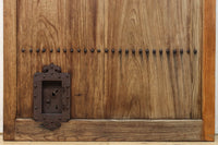 幅1118ミリ　裏表で雰囲気の変わる重厚な総欅蔵戸　G2558