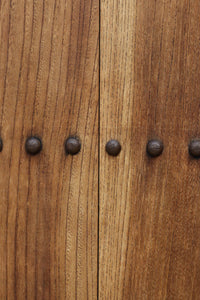 幅1118ミリ　裏表で雰囲気の変わる重厚な総欅蔵戸　G2558