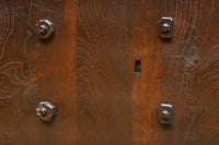 Latticed storehouse door G2606