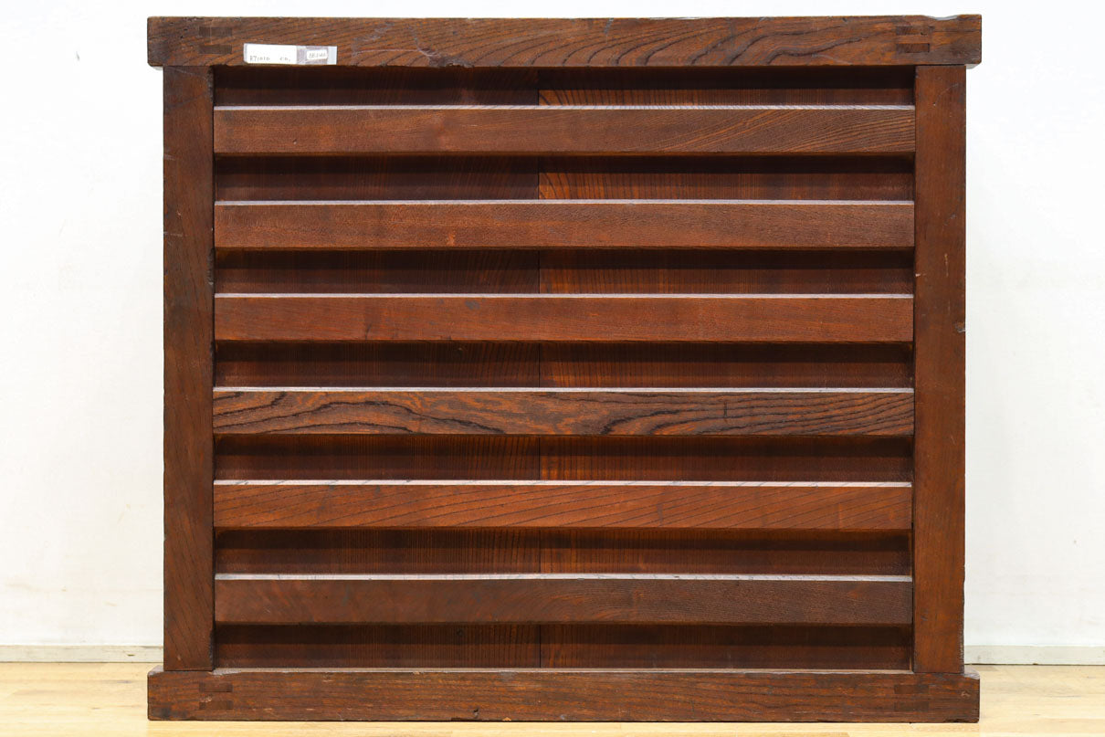 欅杢目が美しい堅牢な造りの風格溢れる越後帳場箪笥　BB3266