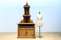 珍品!! 優美な杢目を魅せる優雅な佇まいのコーナー用飾り棚　BB3280