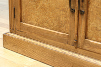 珍品!! 優美な杢目を魅せる優雅な佇まいのコーナー用飾り棚　BB3280