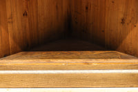 珍品!! 優美な杢目を魅せる優雅な佇まいのコーナー用飾り棚　BB3280