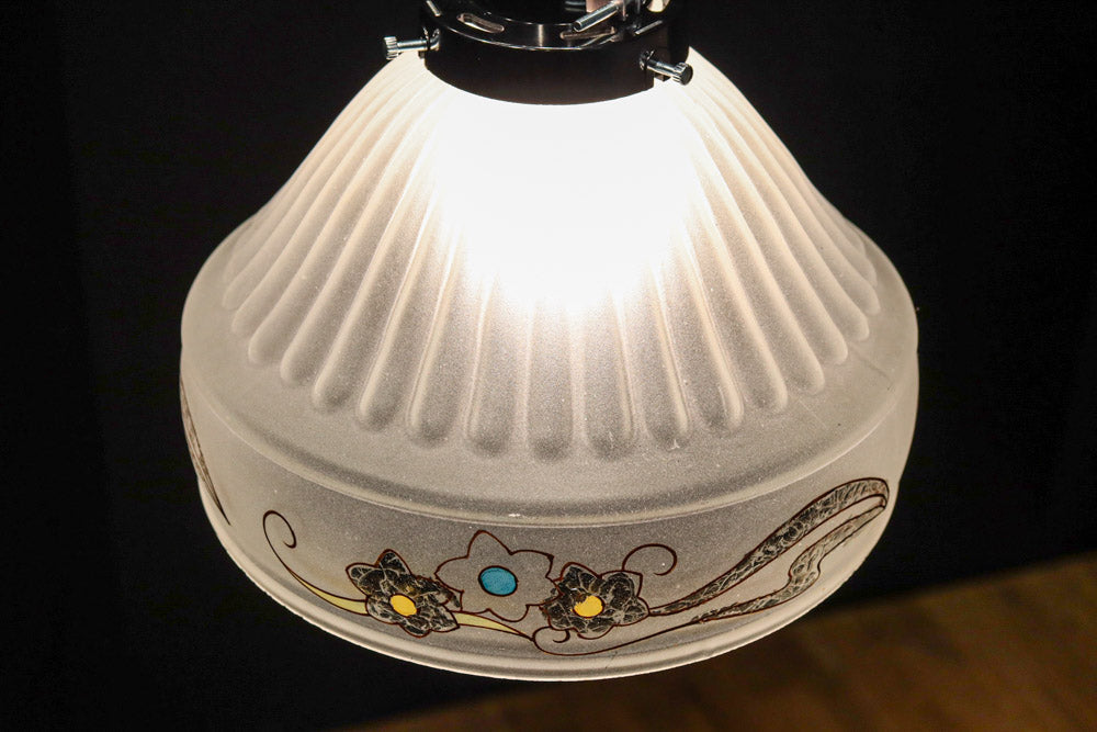 レトロで温かみのある花柄の電笠　DF1051　在庫2灯
