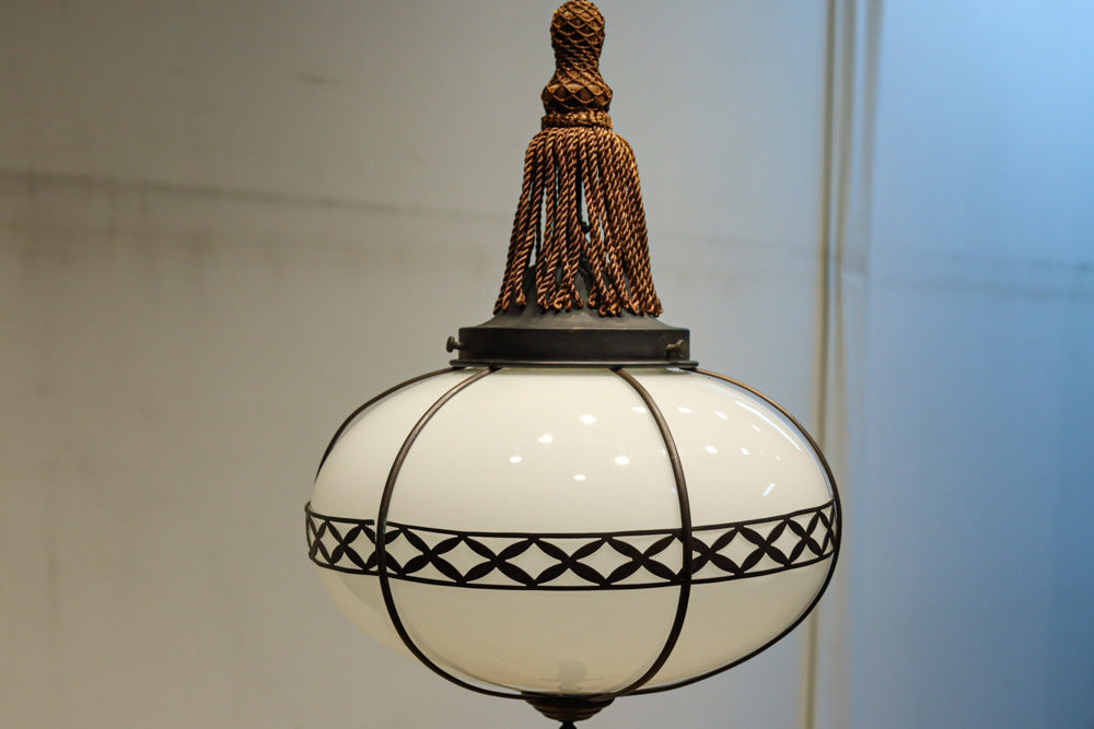 美しい七宝すかし模様が気品ある雪洞型電笠(房付き)　DC8534