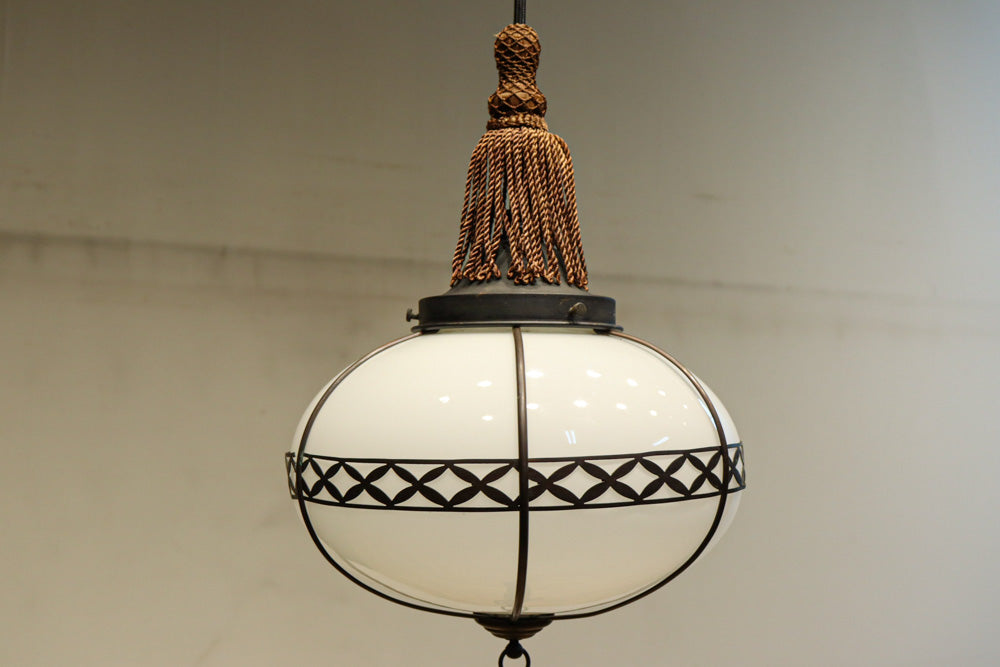 美しい七宝すかし模様が気品ある雪洞型電笠(房付き)　DC8534