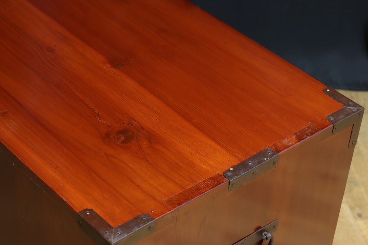 Clothing Chest BB3525