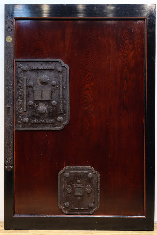 雅な色彩に欅杢目が浮かぶ重厚感漂う庄内蔵戸　G2493