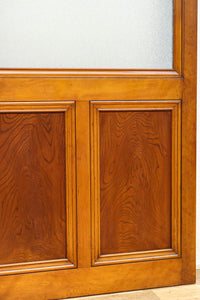 幅878ミリ　大判ガラスで明るく重厚な佇まいのガラス戸　F8587　在庫2枚