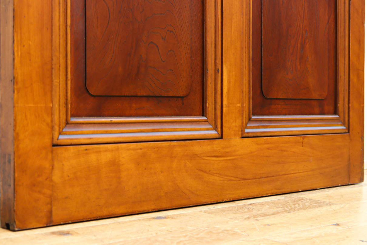 幅878ミリ　大判ガラスで明るく重厚な佇まいのガラス戸　F8587　在庫2枚