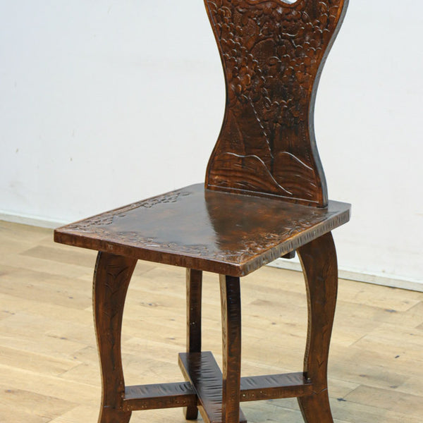 軽井沢彫の桜彫刻が華を添える猫脚で優美なイス DC8640 – 古福庵