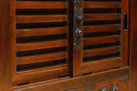 収納力抜群!! 時間を経た重厚感が素晴らしい収納箪笥　BB3141