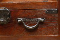 収納力抜群!! 時間を経た重厚感が素晴らしい収納箪笥　BB3141