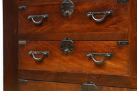 収納力抜群!! 時間を経た重厚感が素晴らしい収納箪笥　BB3141