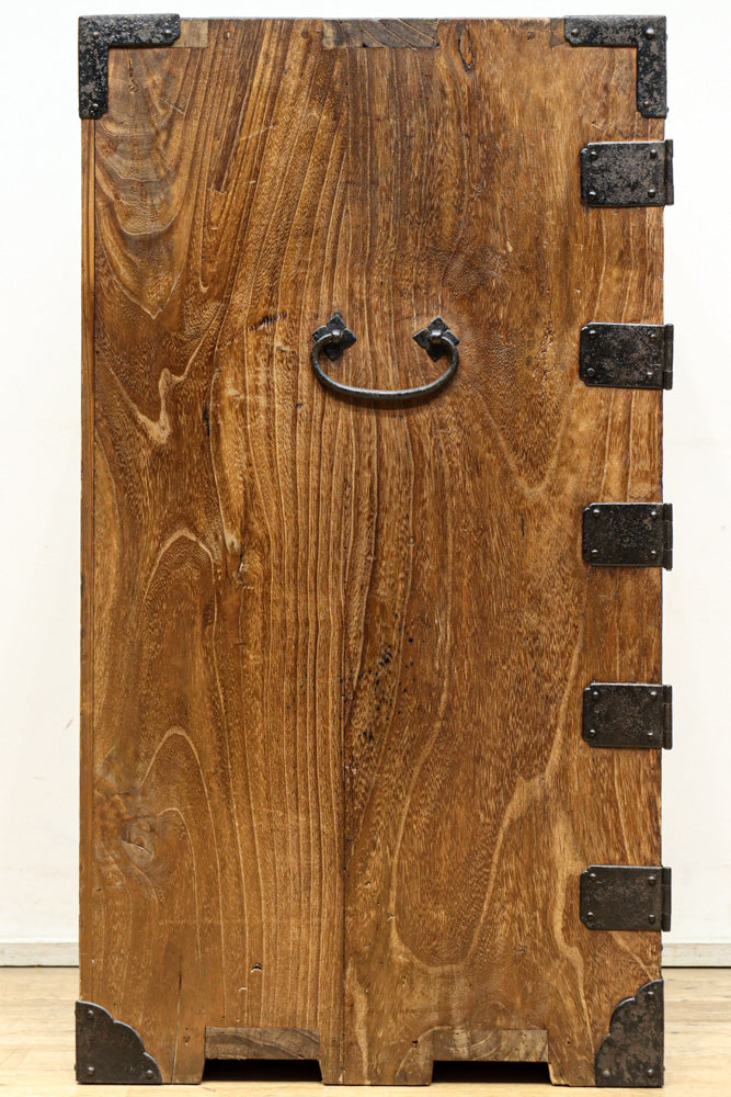 Merchant Chest BB3213