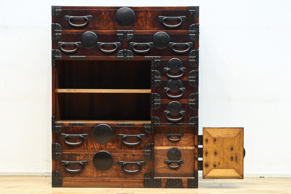 Merchant Chest BB3223