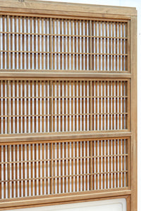 幅927ミリ　帯びガラスが風情ある上質な木地色をした大阪格子戸　F8516　在庫4枚