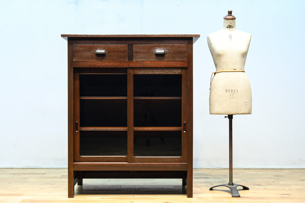 稀少サイズ！！ディスプレイが映えるレトロモダンな高脚ガラスケース　BB3151