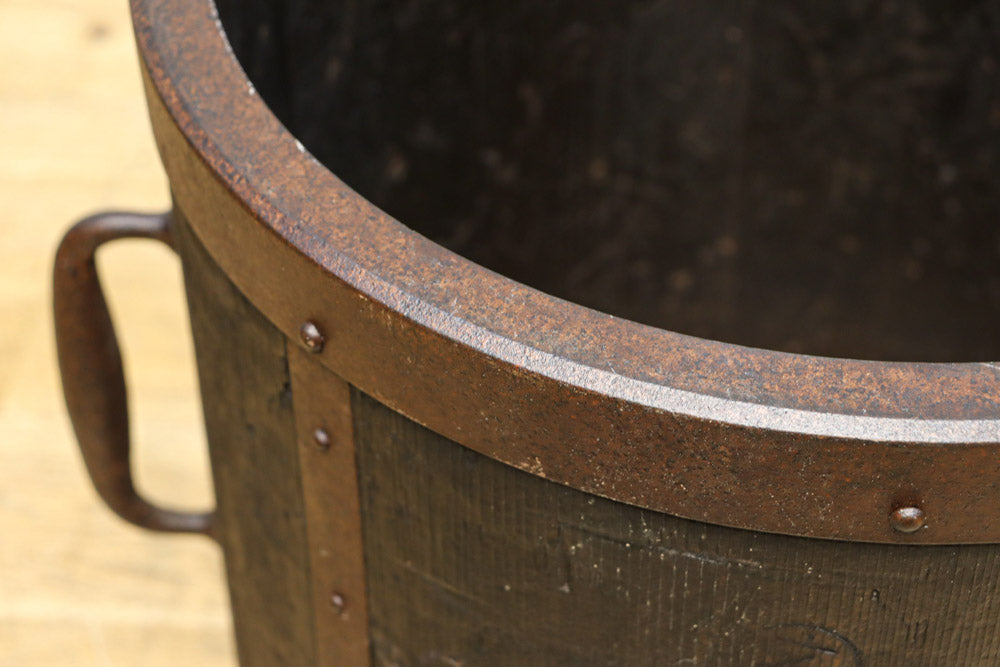 古色の風合いが時代感のある一斗マス　DC8396efgh　在庫(e:1 f:1 g:1 h:1)個