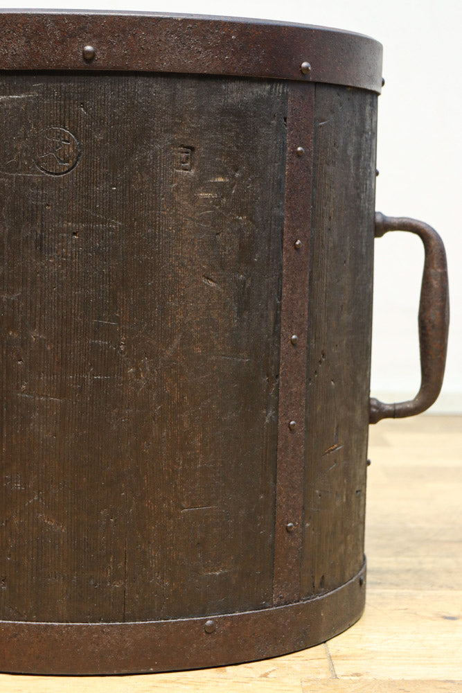 古色の風合いが時代感のある一斗マス　DC8396efgh　在庫(e:1 f:1 g:1 h:1)個