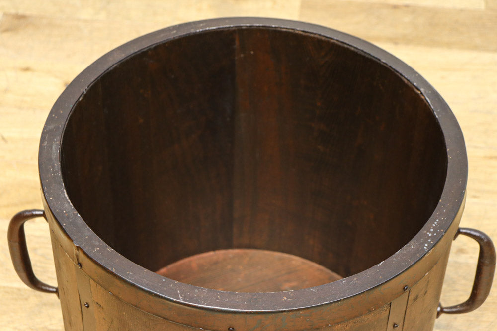 古色の風合いが時代感のある一斗マス　DC8396efgh　在庫(e:1 f:1 g:1 h:1)個