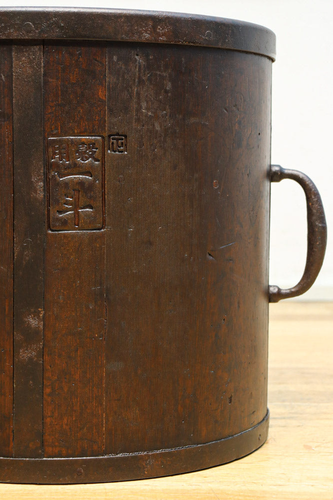 古色の風合いが時代感のある一斗マス　DC8396efgh　在庫(e:1 f:1 g:1 h:1)個