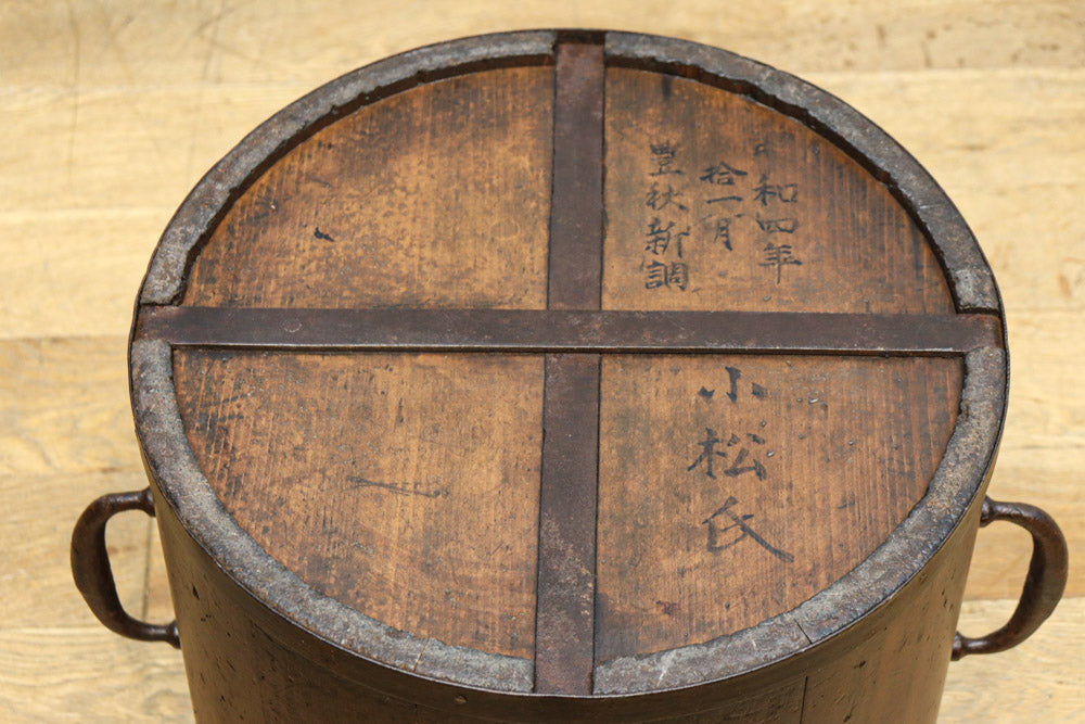 古色の風合いが時代感のある一斗マス　DC8396efgh　在庫(e:1 f:1 g:1 h:1)個