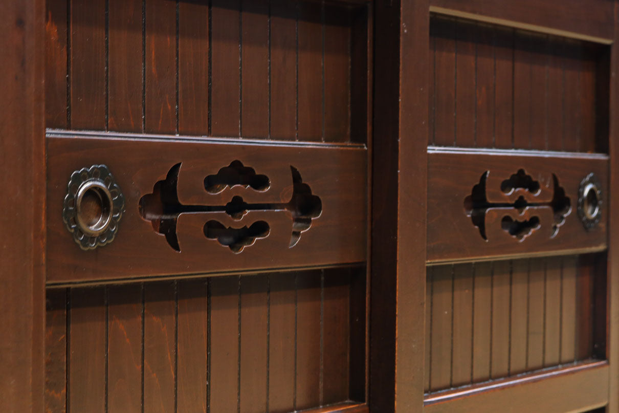 稀少サイズ!! カウンターに!! 小振りサイズの格調漂う近江水屋箪笥　BB3102