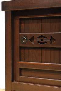 稀少サイズ!! カウンターに!! 小振りサイズの格調漂う近江水屋箪笥　BB3102