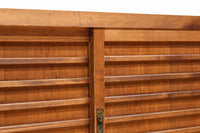 横桟使いの味わい溢れる木地色の収納箪笥　BB3318