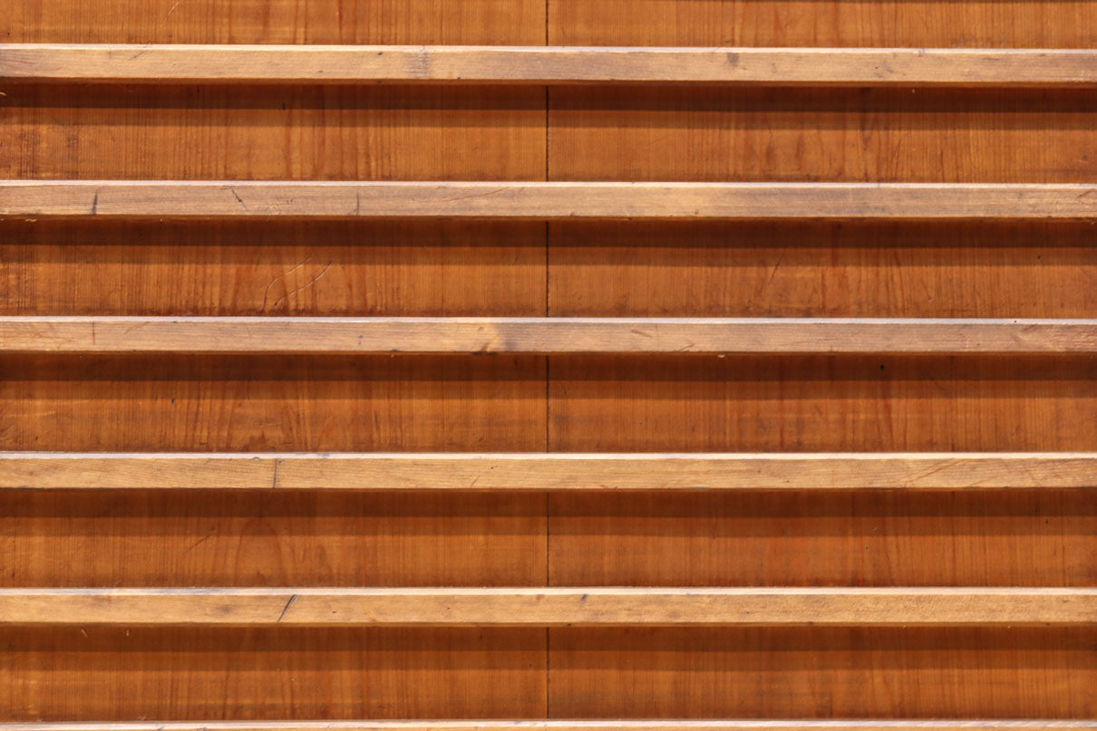 横桟使いの味わい溢れる木地色の収納箪笥　BB3318