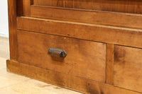 横桟使いの味わい溢れる木地色の収納箪笥　BB3318