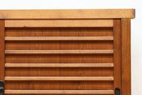 稀少幅1380ミリ自然美ある杢目の落ち着いた横桟造りの収納箪笥　BB3319