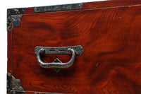 美しい光沢を放つアイアンフレーム付き最上衣裳箪笥　BB3106