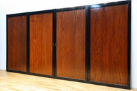 幅903ミリ　見事な漆の艶を纏う美しい杢目を魅せる板戸　F8531　在庫4枚