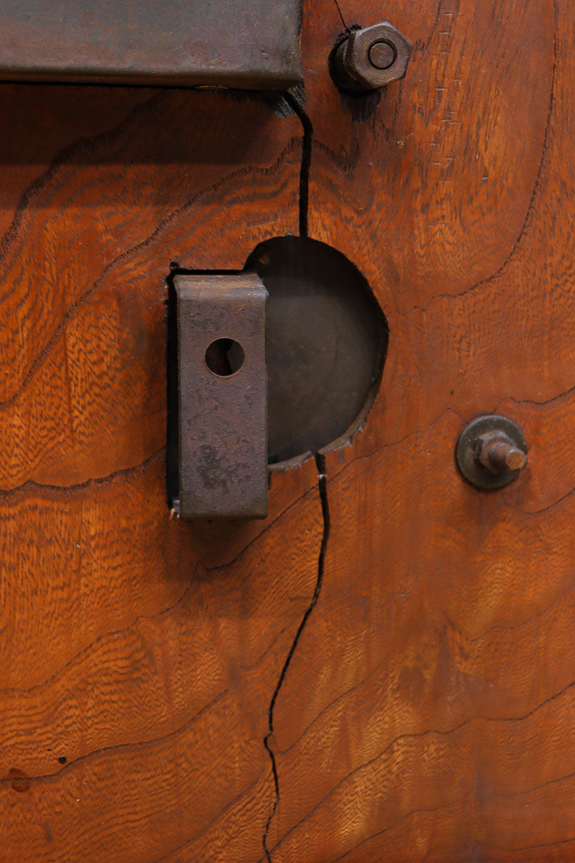 幅1090ミリ　漆の美しい風合いに包まれた富山蔵戸　G2536