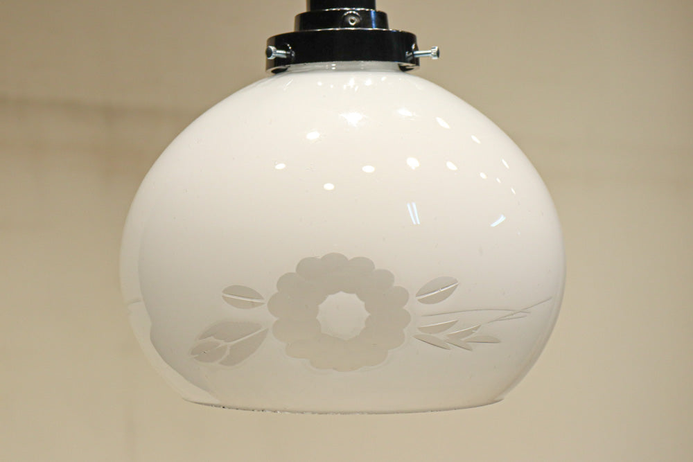 品番　a-0249 　電笠　乳白　縁クリア 品番 a-0249 電笠 乳白 縁クリア 美術品・アンティーク・コレクション