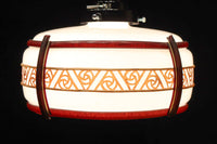 朱セルの帯装飾で昭和レトロな面持ちの電笠　DC8445